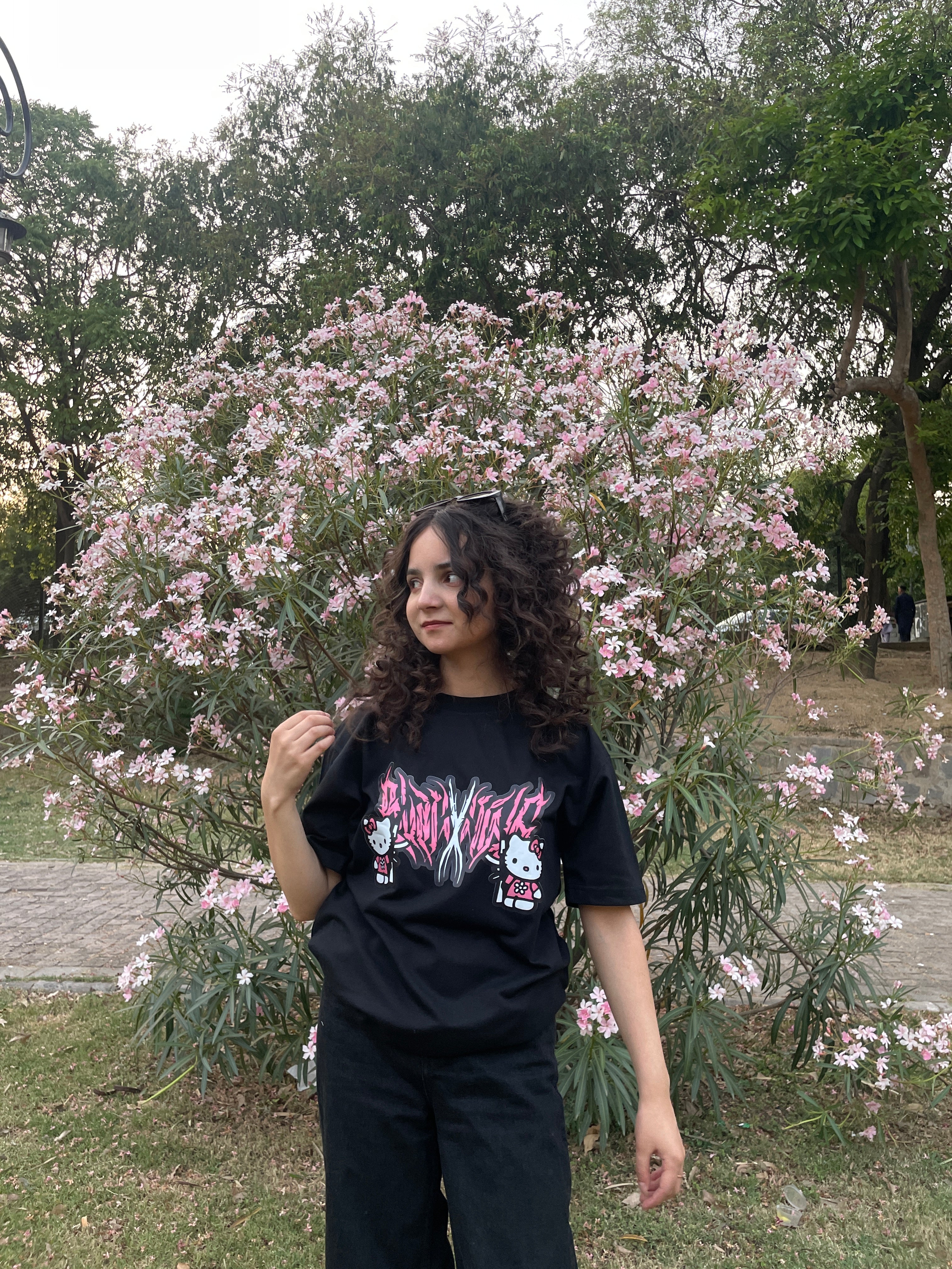 HELLO KITTY T-SHIRT